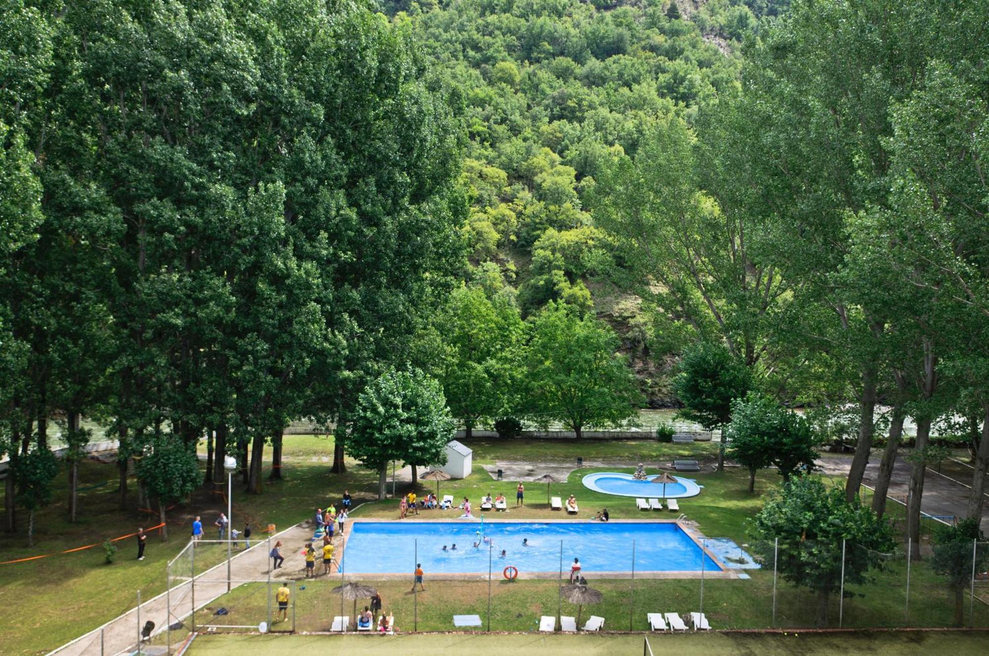 Hotel Snoe Condes Del Pallars 3*